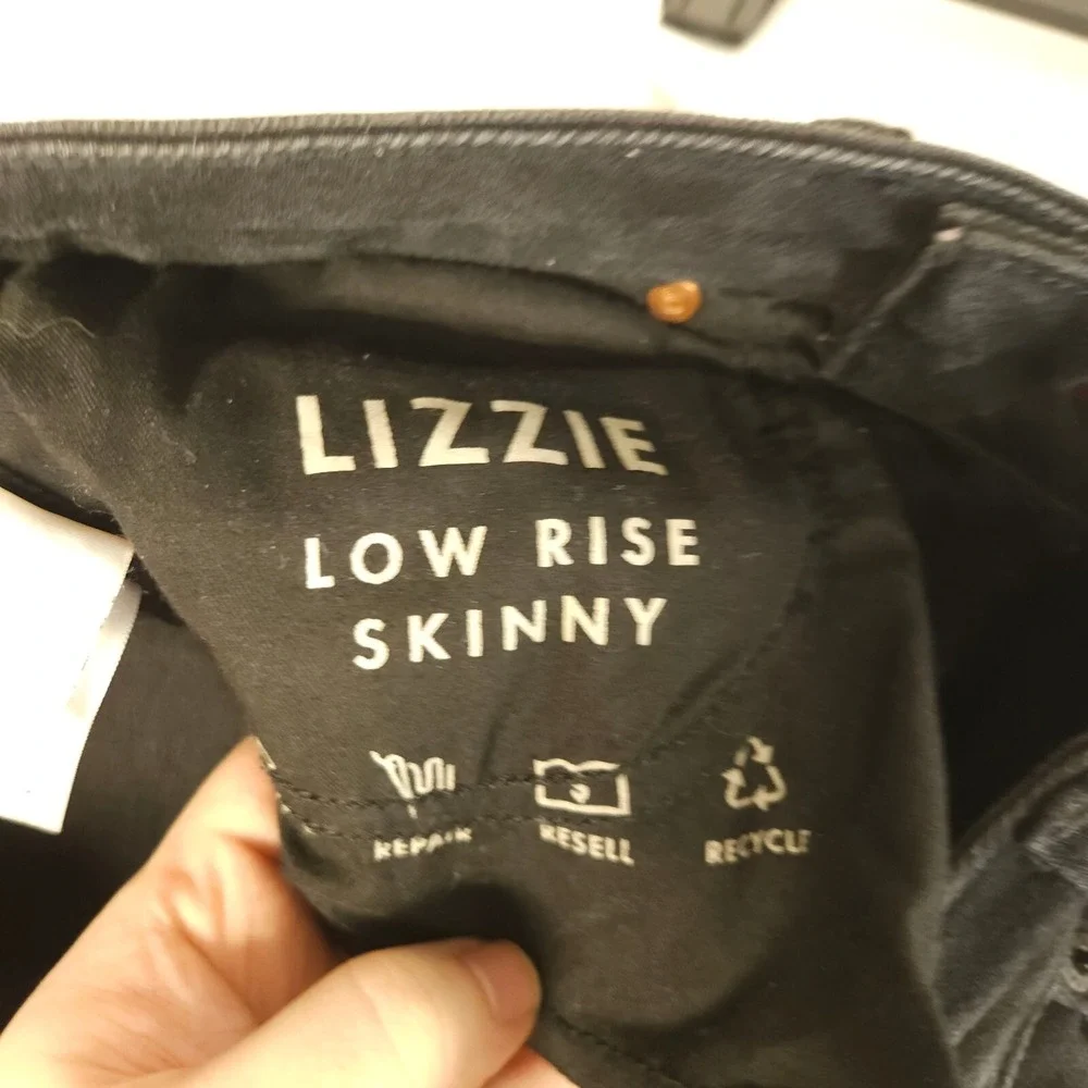 Lucky Brand Lizzie Women's Black Skinny Jeans 0/25 Measures 28x30